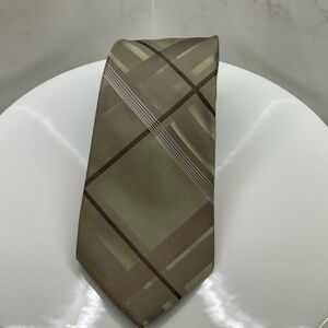 Calvin Klein 100% silk tie NWT